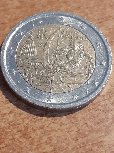 Moneta euro commemorativa - moneta,